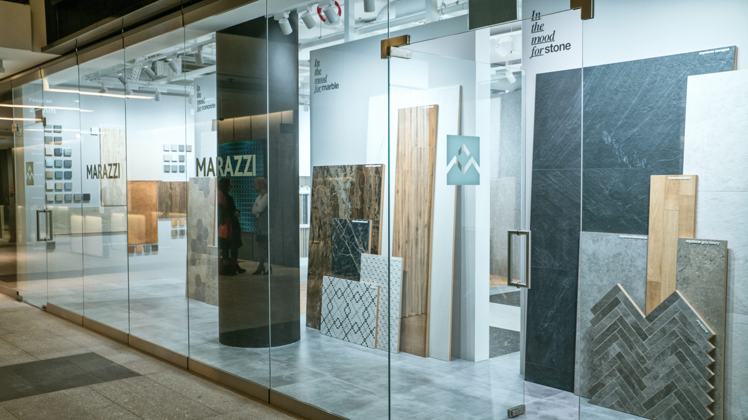 showroom varsavia 01.jpg